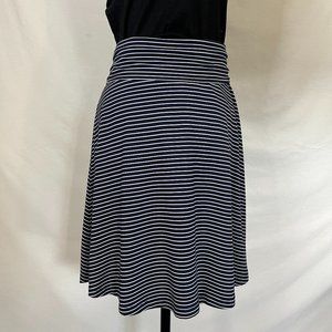 Womens Gap Mini striped knit Skirt. size Medium , Navy and White